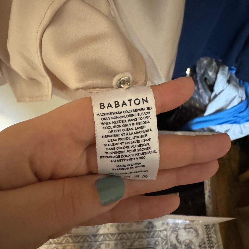 Aritzia Babaton Satin V-Neck Blouse — Blush - Picture 5 of 5